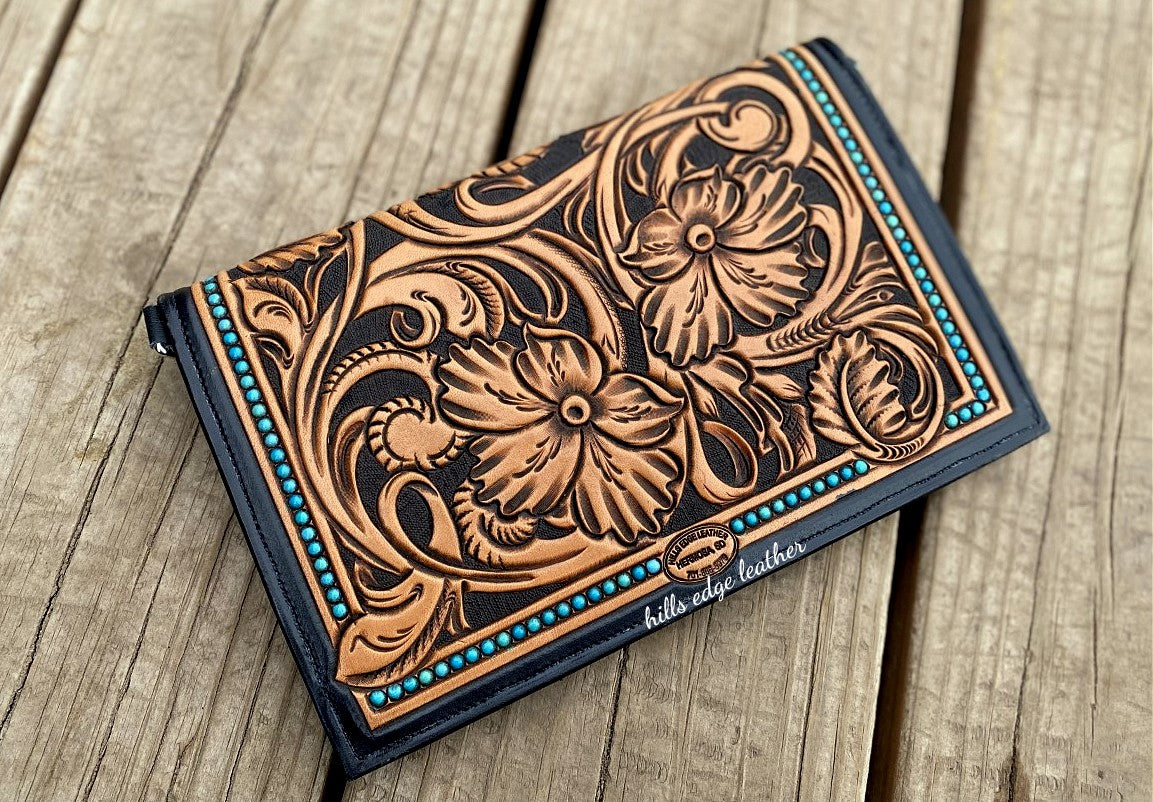 Women's Snap Closure Clutch