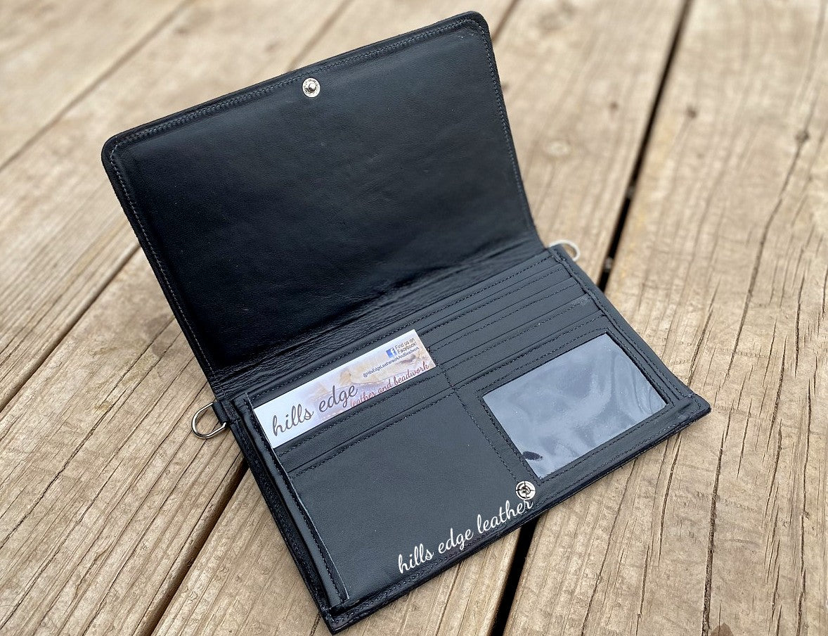 Women's Snap Closure Clutch